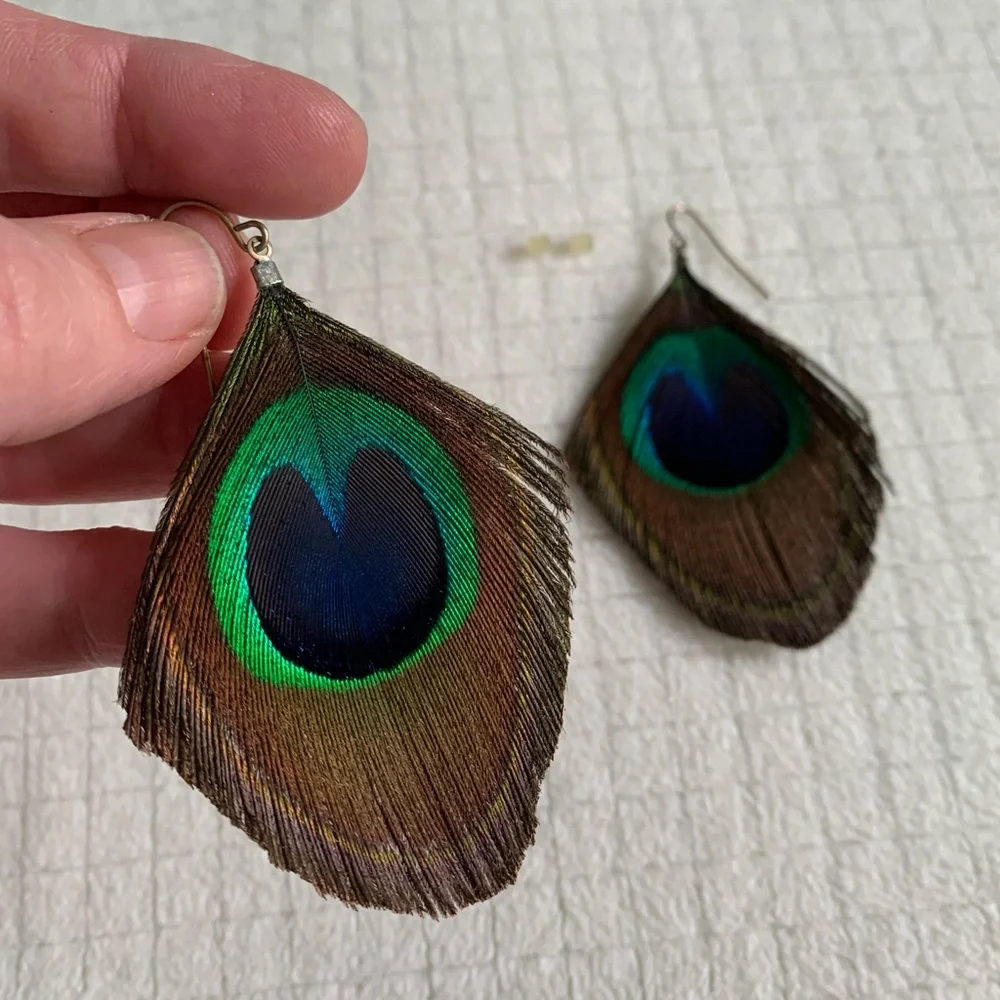 NWOT peacock earrings - Picture 2 of 6